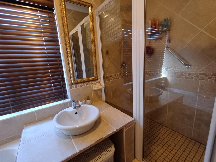 8 Bedroom Property for Sale in Dana Bay Western Cape